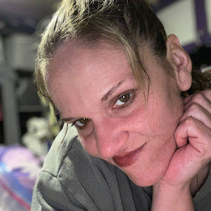 Meet your Posher, April